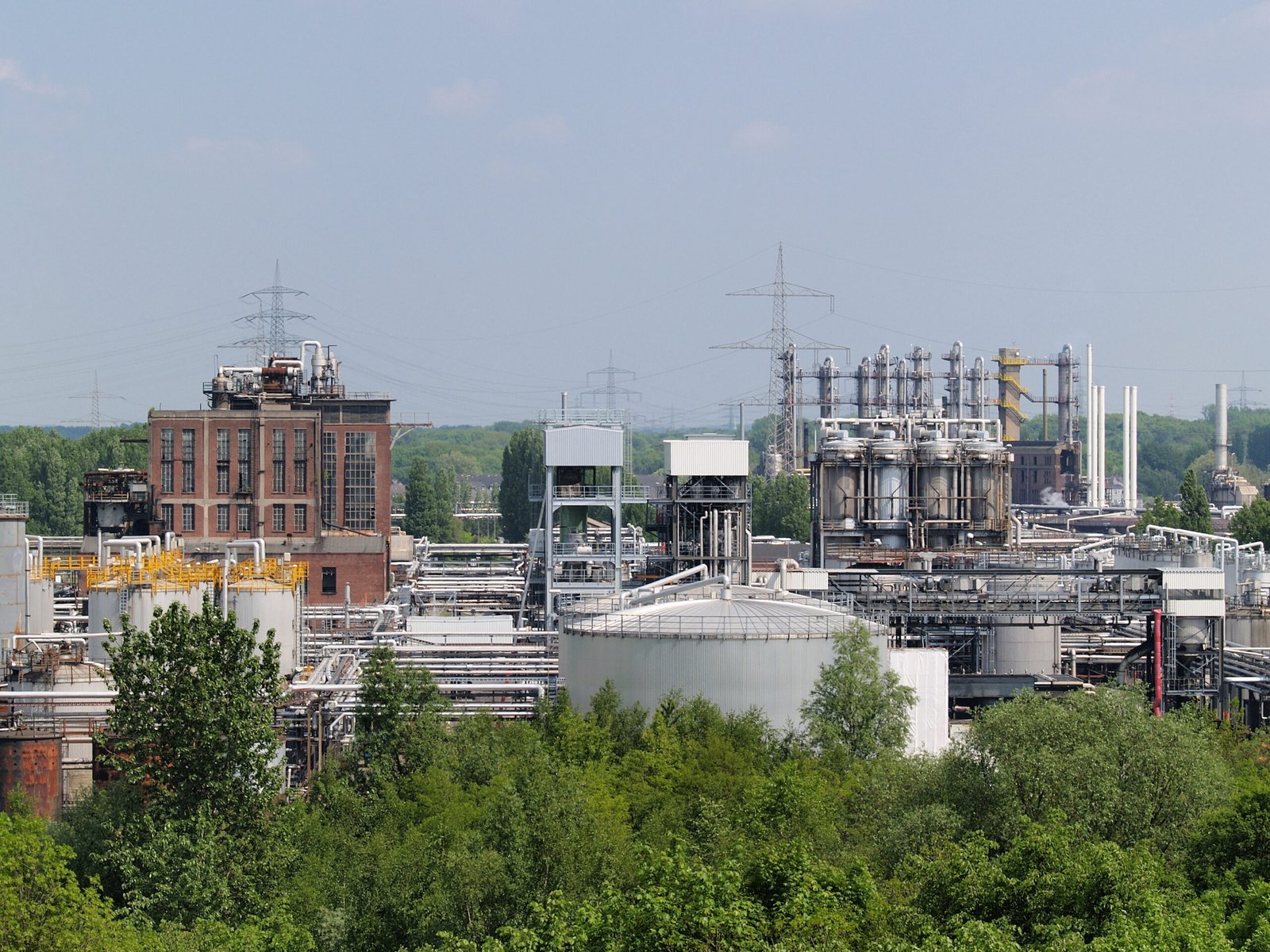 Chemical process plant